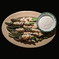 Asparagus Wrapped with Puff Pastry and Turkey Bacon